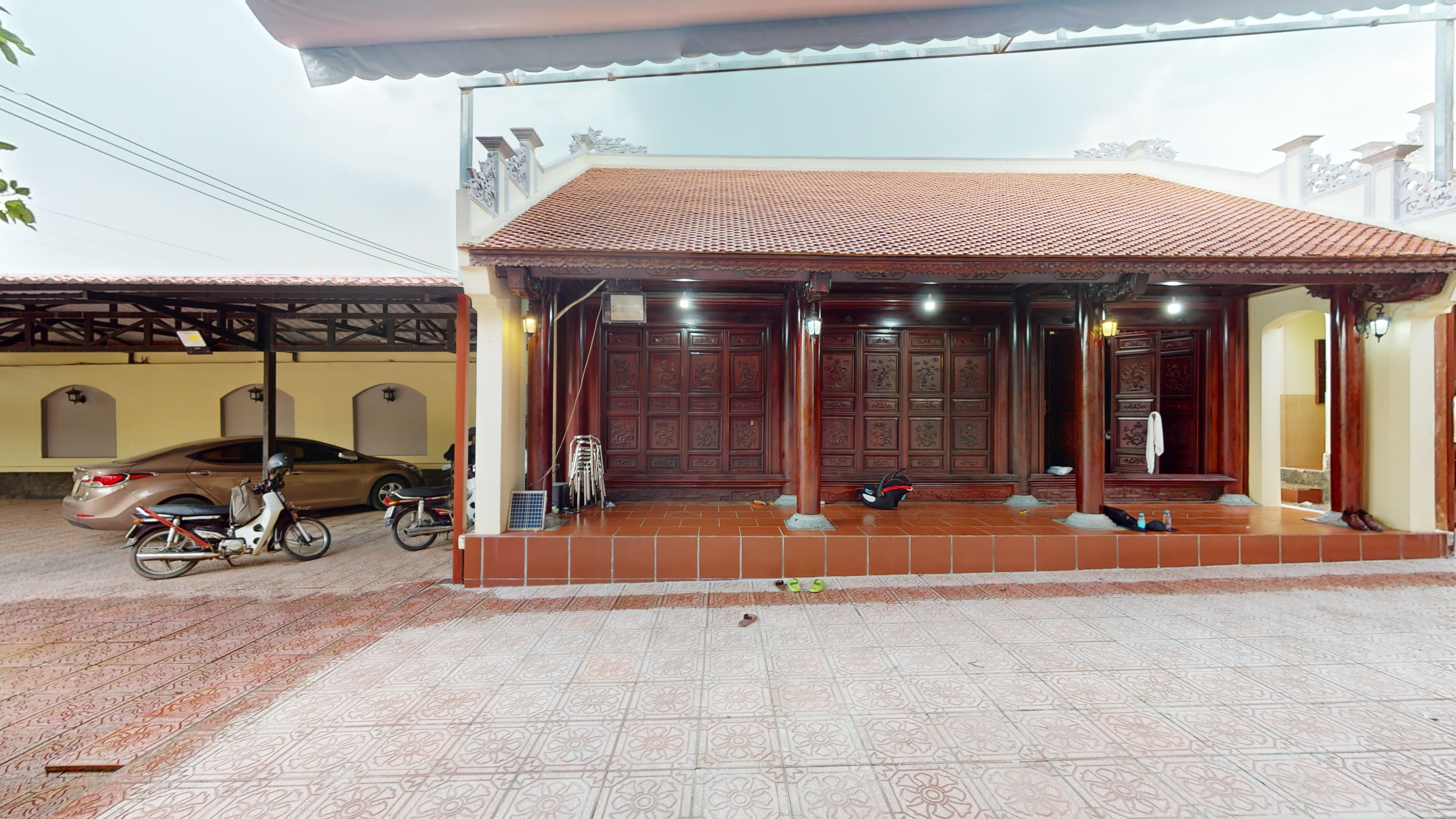 Bán nhà và 2000m2 vườn cây, nội thất full gỗ quý