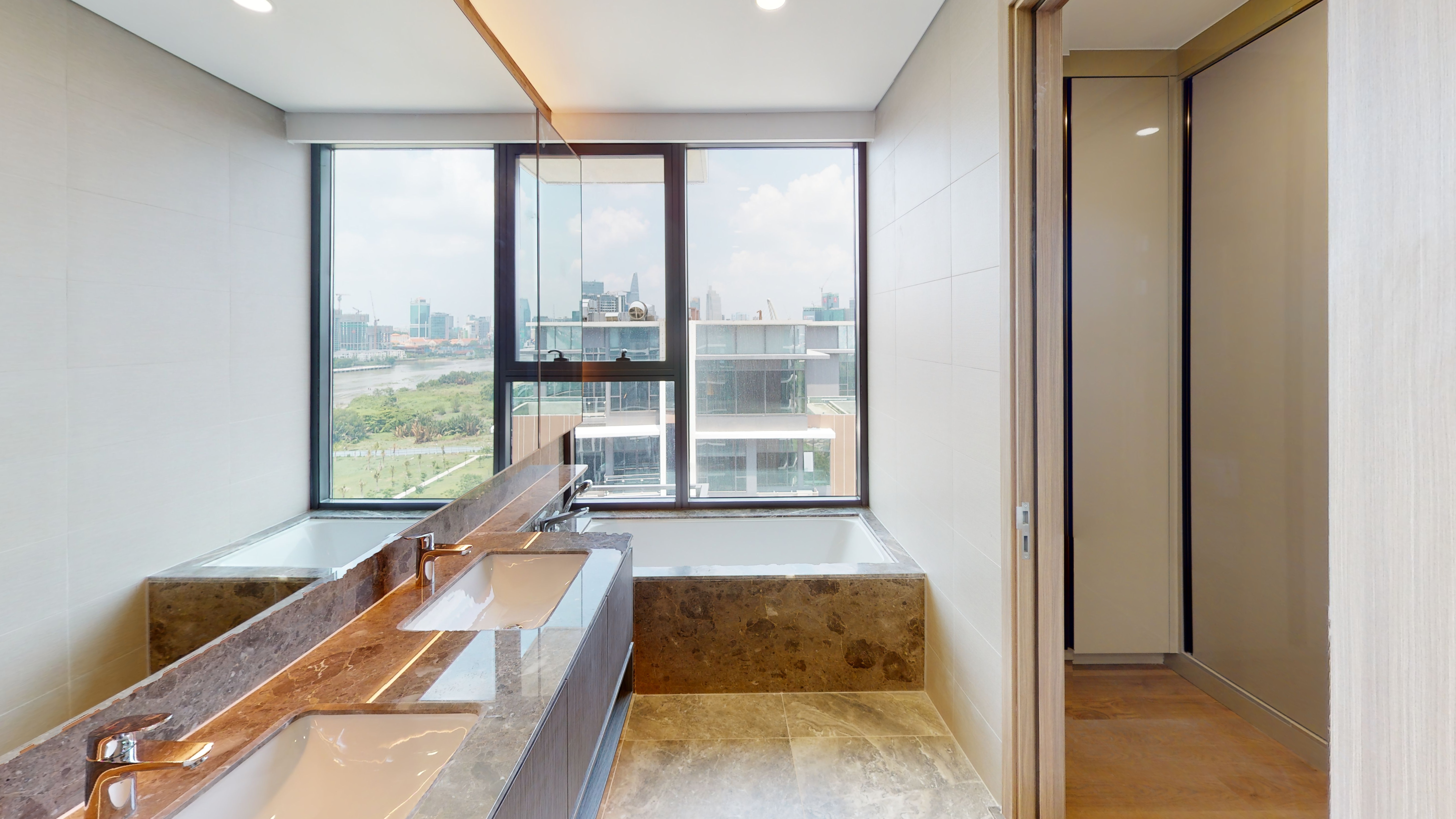 THE RIVER - Căn 4PN tầng cao view tuyệt đẹp, giá tốt nhất rổ hàng chuyển nhượng.